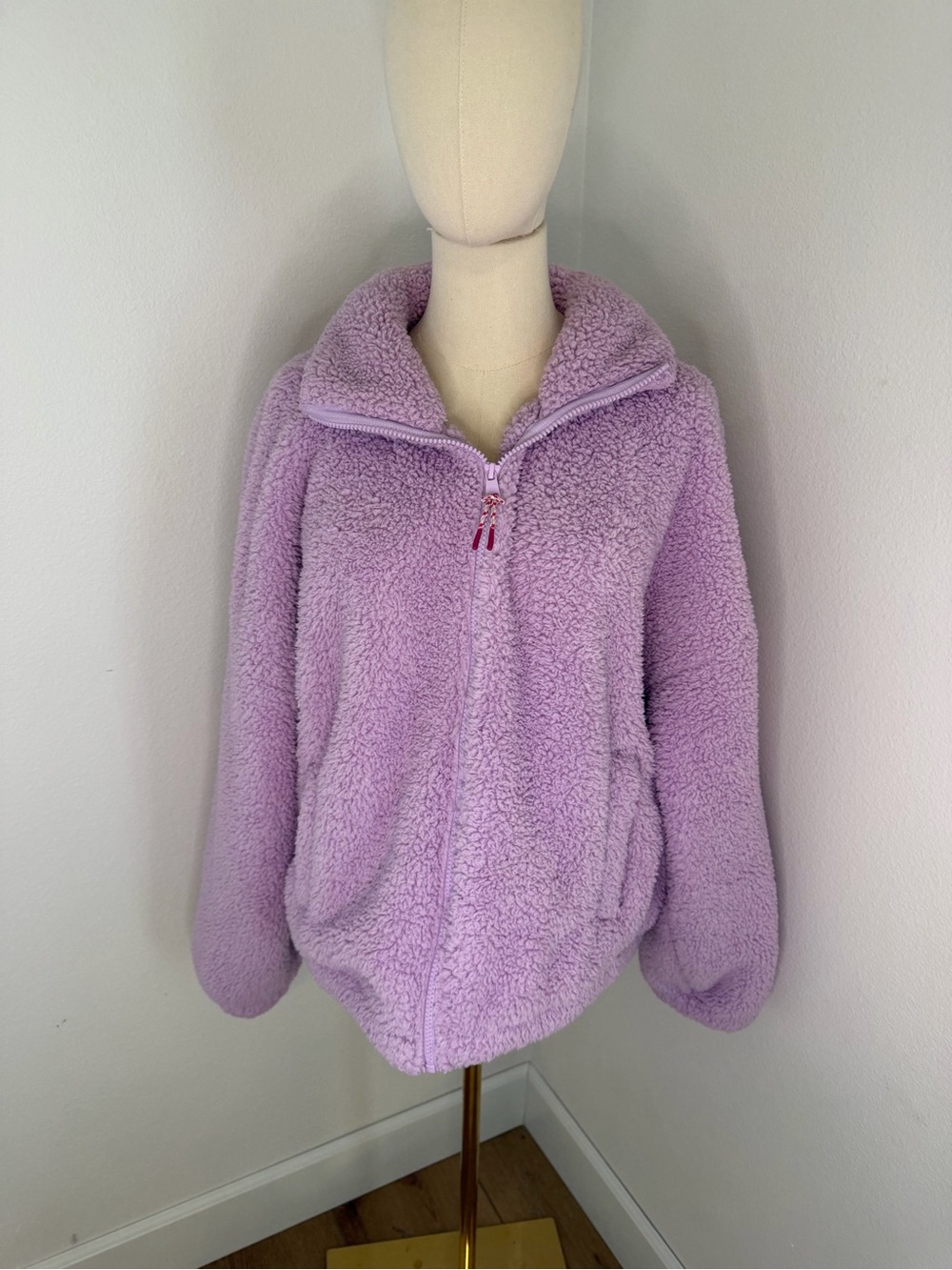 American Eagle Lavender This Seriously Feels Huggable Zip Up Size Medium